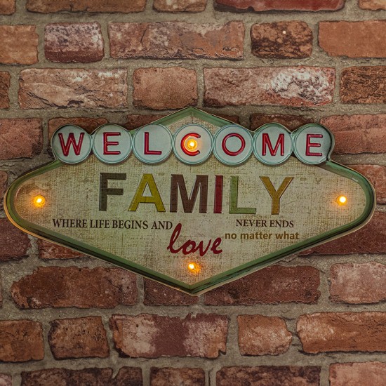 Forever Retro Metal Sign LED Light 49 x 25 x 5 cm (2xAA Batteries or USB plug) - Welcome Family - Dekoratīva LED lampa