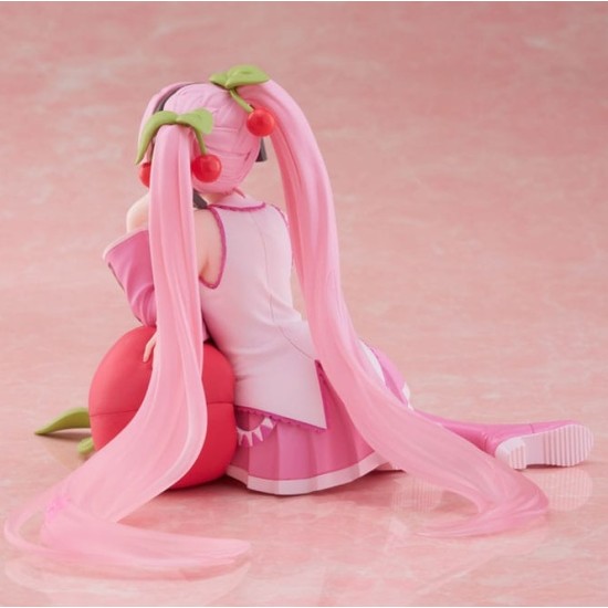 Taito Prize Hatsune Desktop Cute Ver. Cherry Cushion Figure 13cm - Sakura Miku - Plastmasas figūriņa
