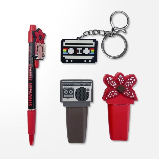 Cerda Stranger Things Gift Set Pen / 2 Highlighters / Keychain - Komplekts pildspalva / 2 marķieri / atslēgu piekariņš