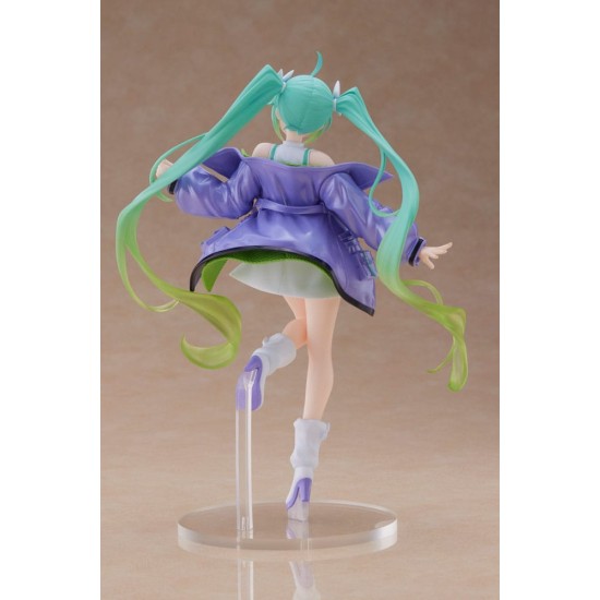 Taito Prize Hatsune Miku Fashion Sporty Figure 18cm - Hatsune Miku - Plastmasas figūriņa