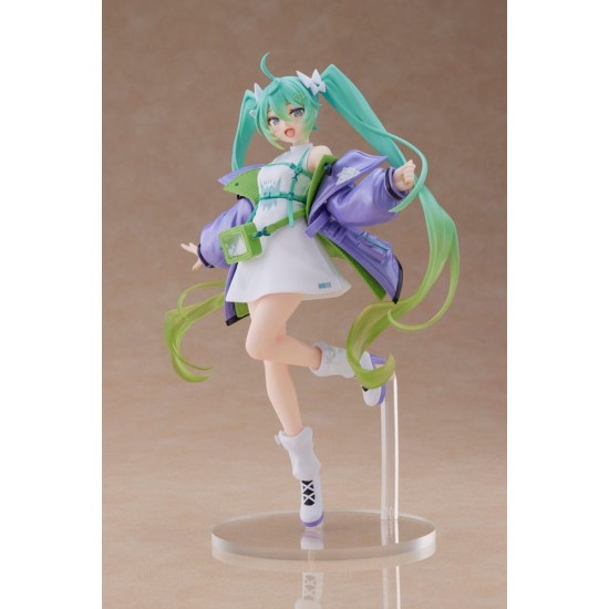 Taito Prize Hatsune Miku Fashion Sporty Figure 18cm - Hatsune Miku - Plastmasas figūriņa