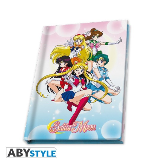 ABYstyle Sailor Moon Gift Set Mug 320ml / Notebook / Keychain - Sailor Moon - Komplekts krūze / klade / atslēgu piekariņš