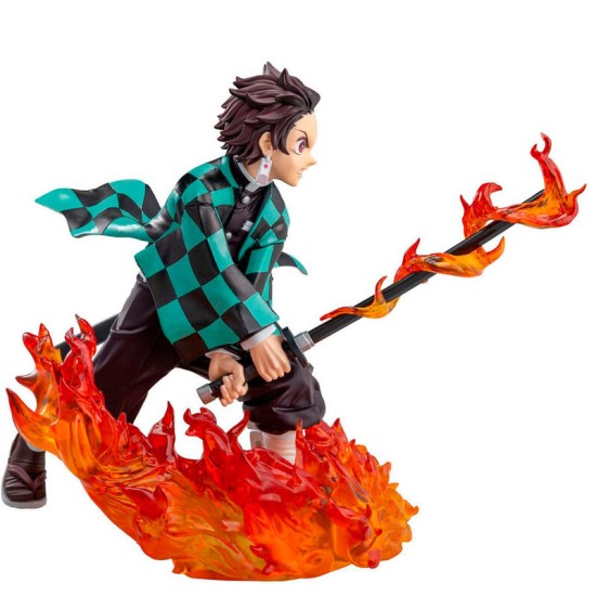 Sega Demon Slayer Kimetsu no Yaiba Figure 17cm - Tanjiro Kamado - Plastmasas figūriņa