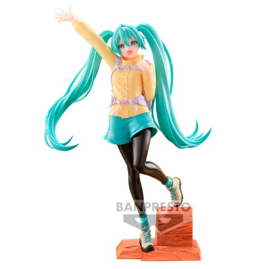 Banpresto Hatsune Miku Ver. Mountain Climbing Holiday Memories Figure 20cm - Hatsune Miku - Plastmasas figūriņa