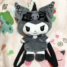 Hello Kitty Plush Backpack 25cm - Melna Kuromi - Plīša mugursoma