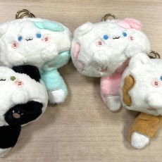7Toys Kawaii Cat Assorted Plush Keychain